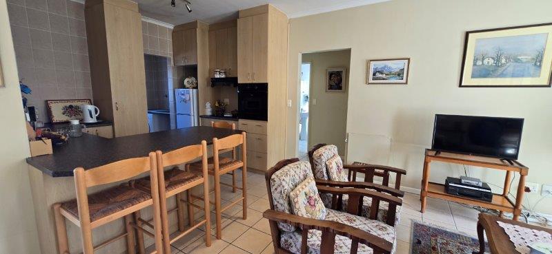 To Let 2 Bedroom Property for Rent in Bracken Heights Western Cape